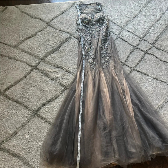 JVN BY JOVANI PROM PAGEANT FORMAL LONG MAXI DRESS GOWN silver nude cutout 2 - Picture 8 of 16